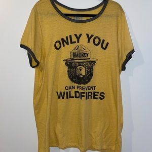 Pale yellow Smokey the Bear Torrid ringer tee in size 3